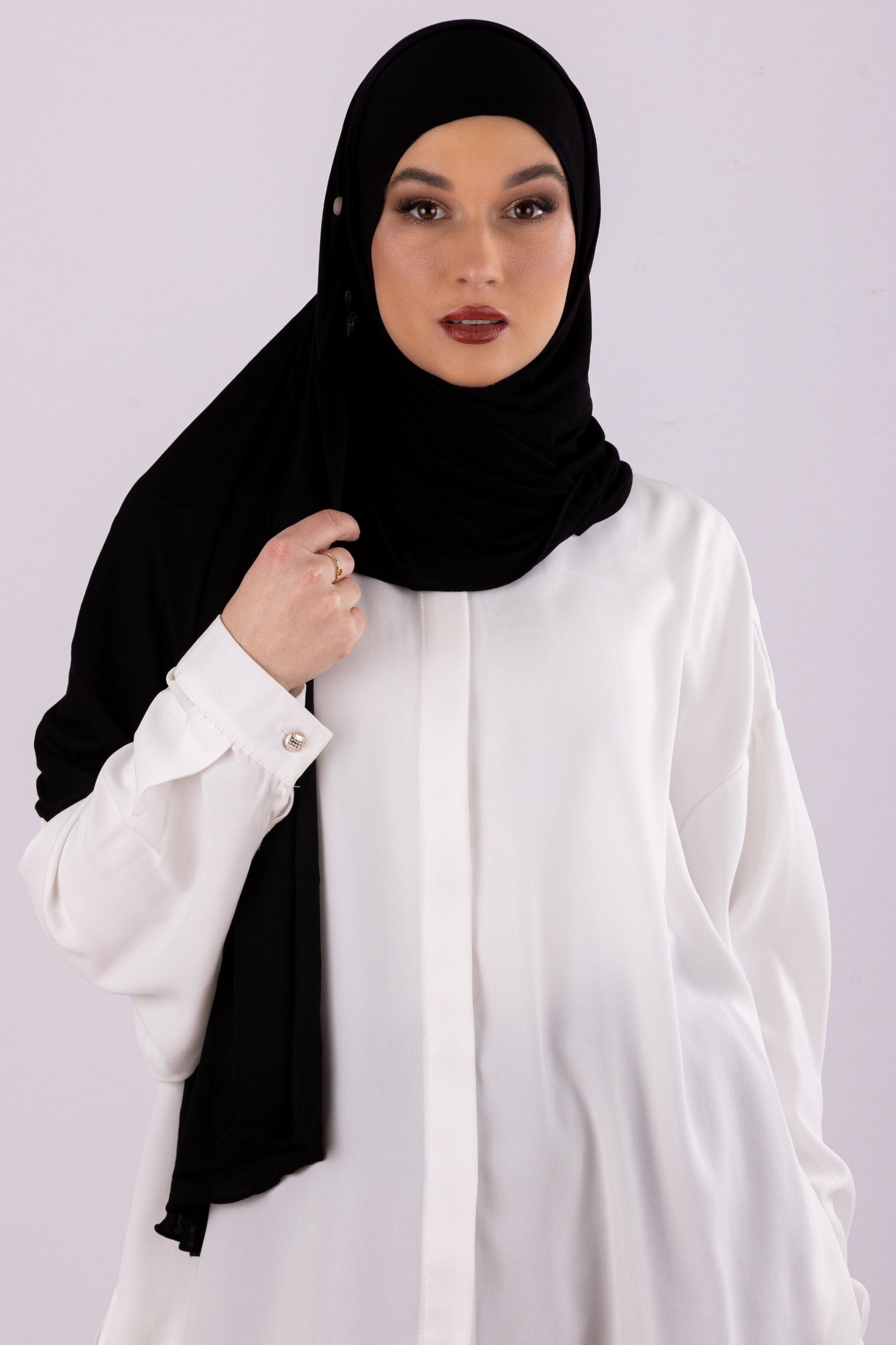 Easy To Wear Design | Moltte Signature Cotton | Black