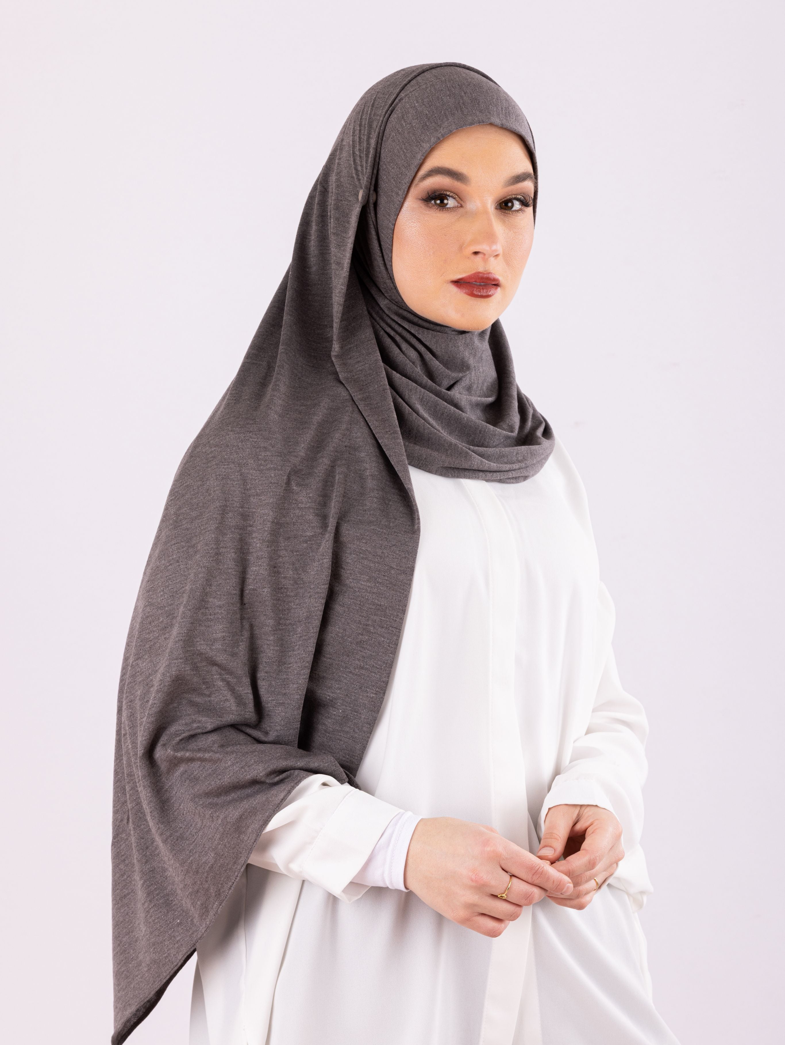 Easy To Wear Design | Moltte Signature Cotton | Grayish Taupe