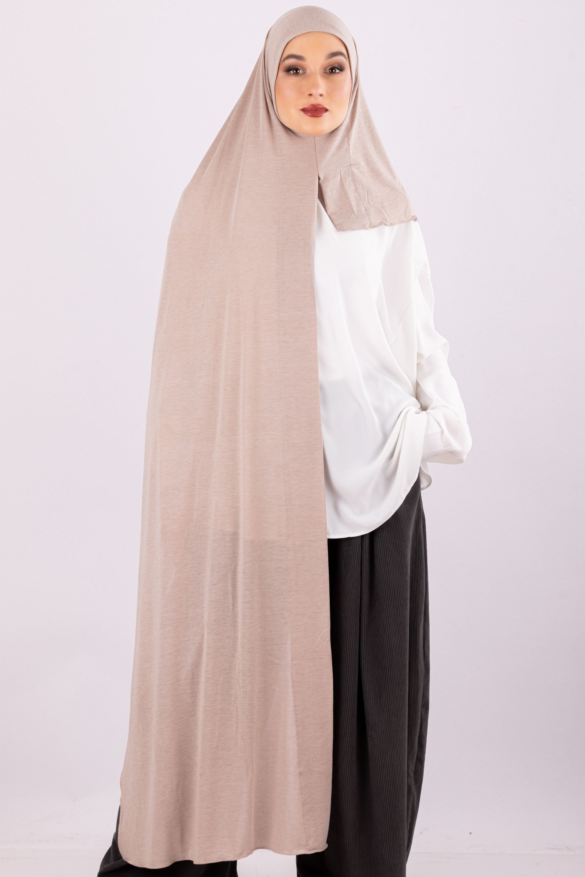 Easy To Wear Design | Moltte Signature Cotton | Creamy Beige