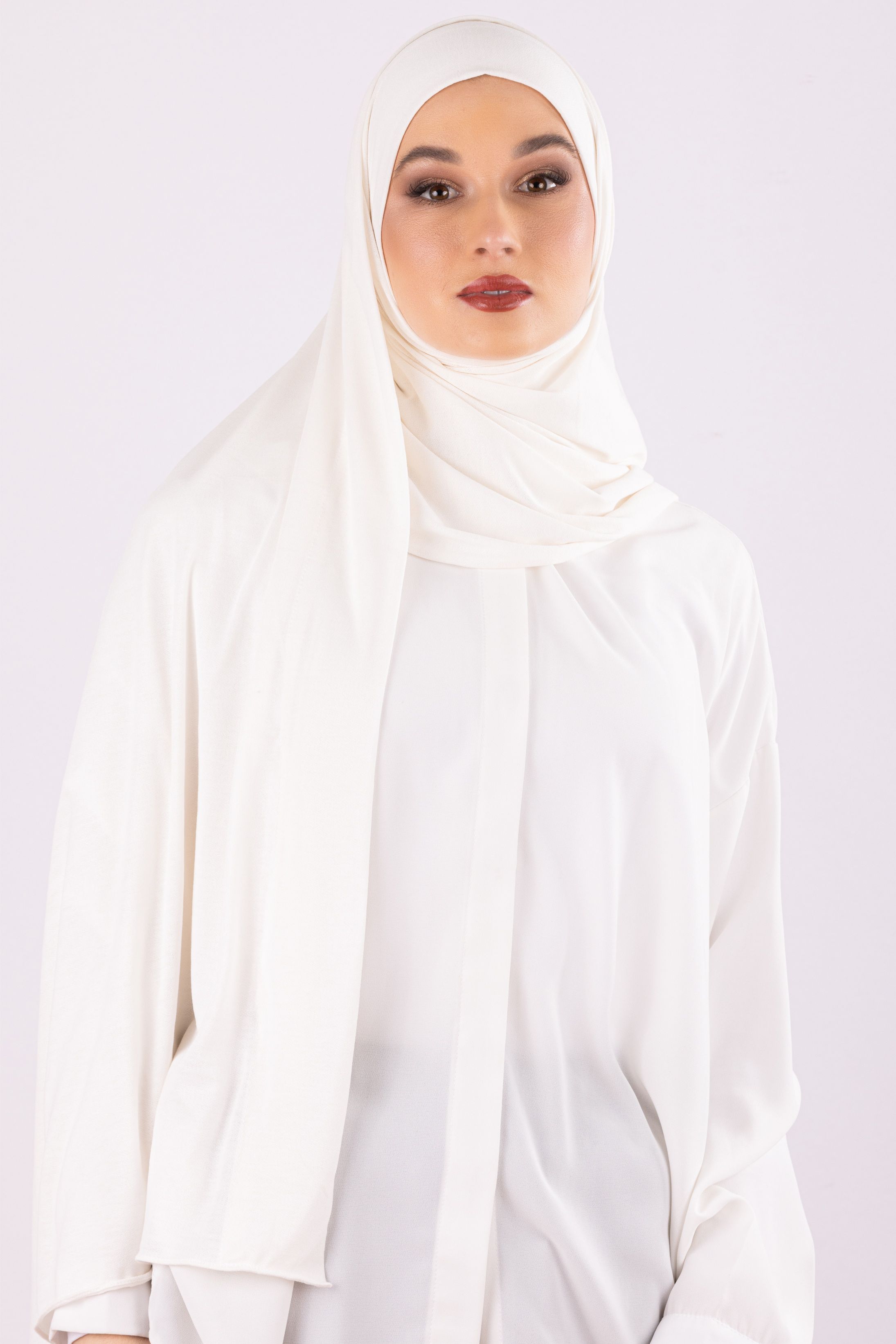 Easy To Wear Design | Moltte Signature Cotton | Off White
