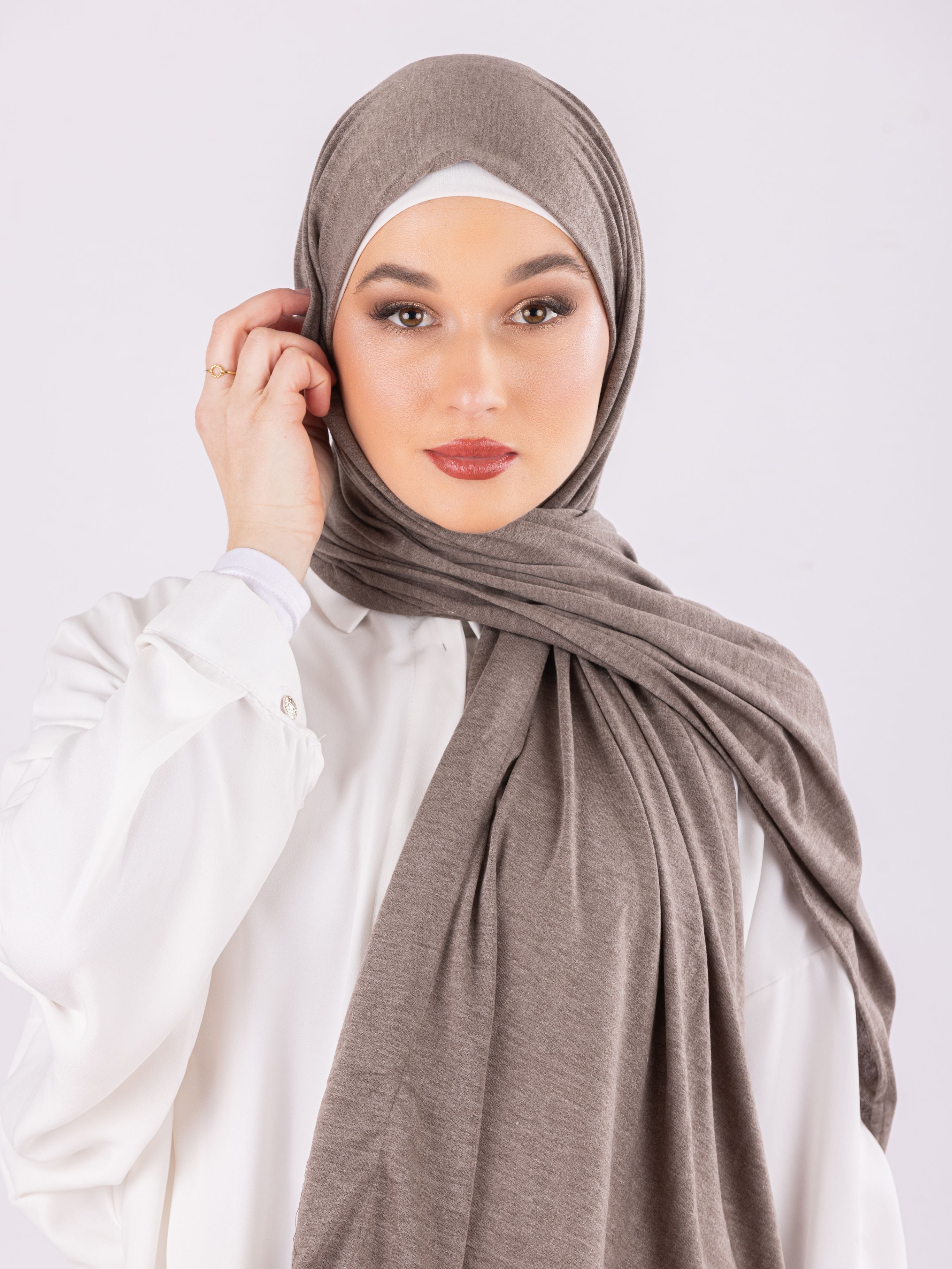 Plain Design | Moltte Signature Cotton | Olive Taupe