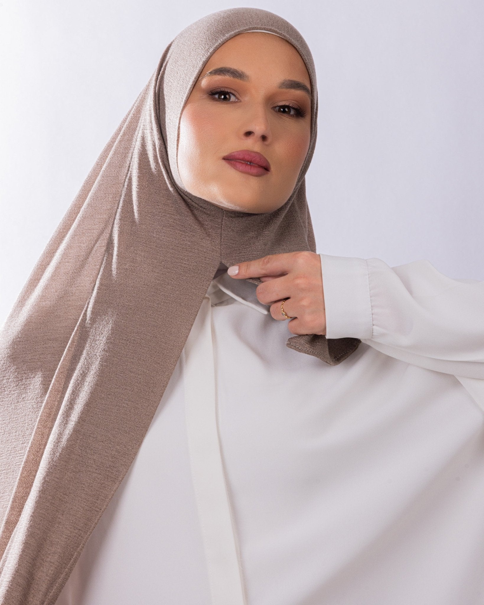 Easy To Wear Design | Malaysian Crush Cotton | Cocoa Brown - MOLTTE