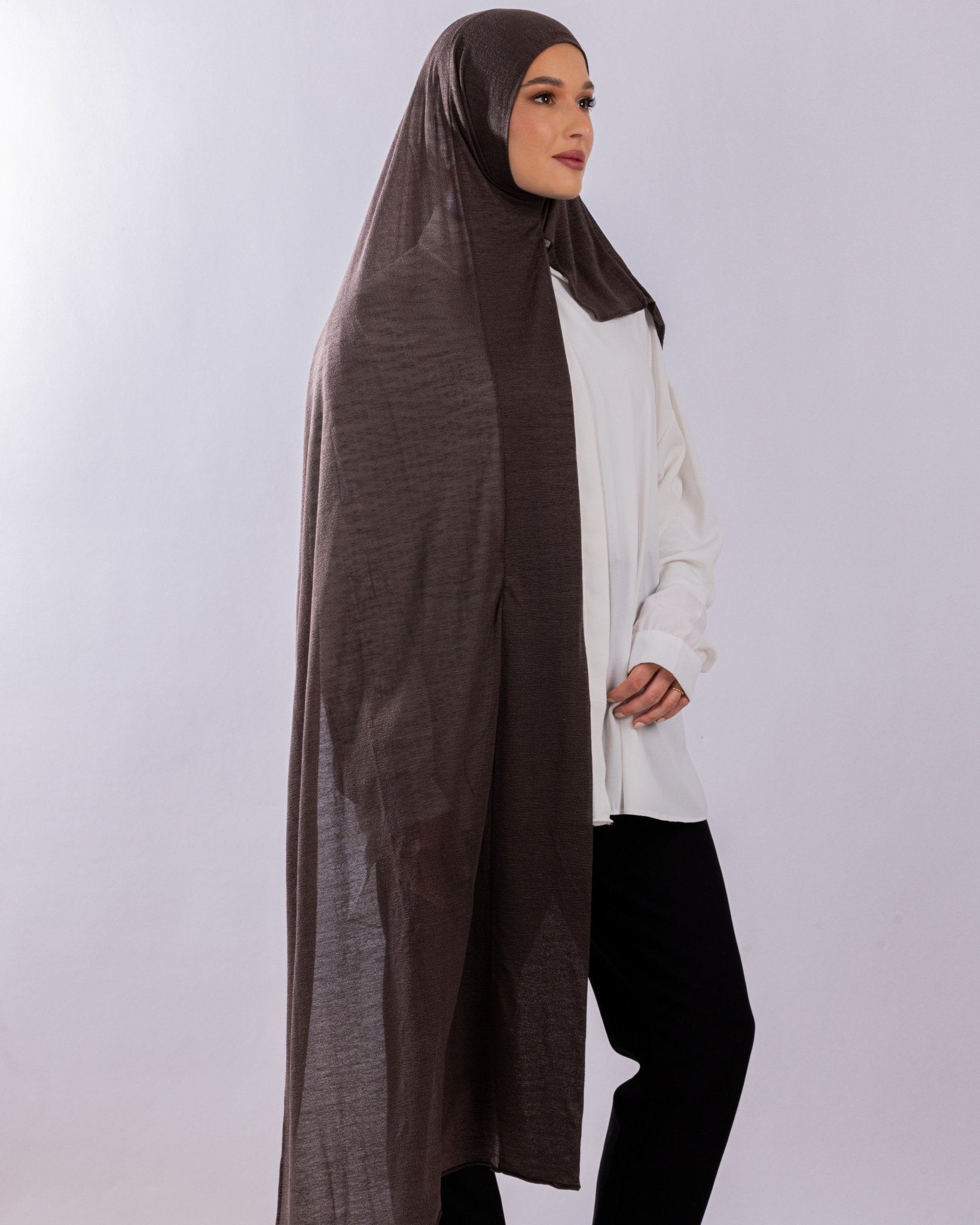 Easy To Wear Design | Malaysian Crush Cotton | Deep Coffee - MOLTTE