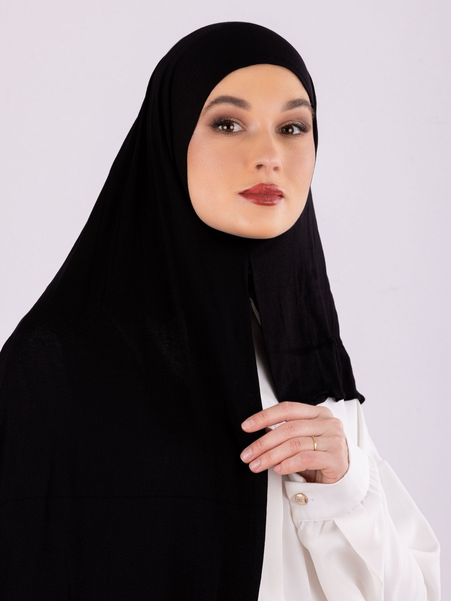 Easy To Wear Design | Moltte Signature Cotton | Black - MOLTTE