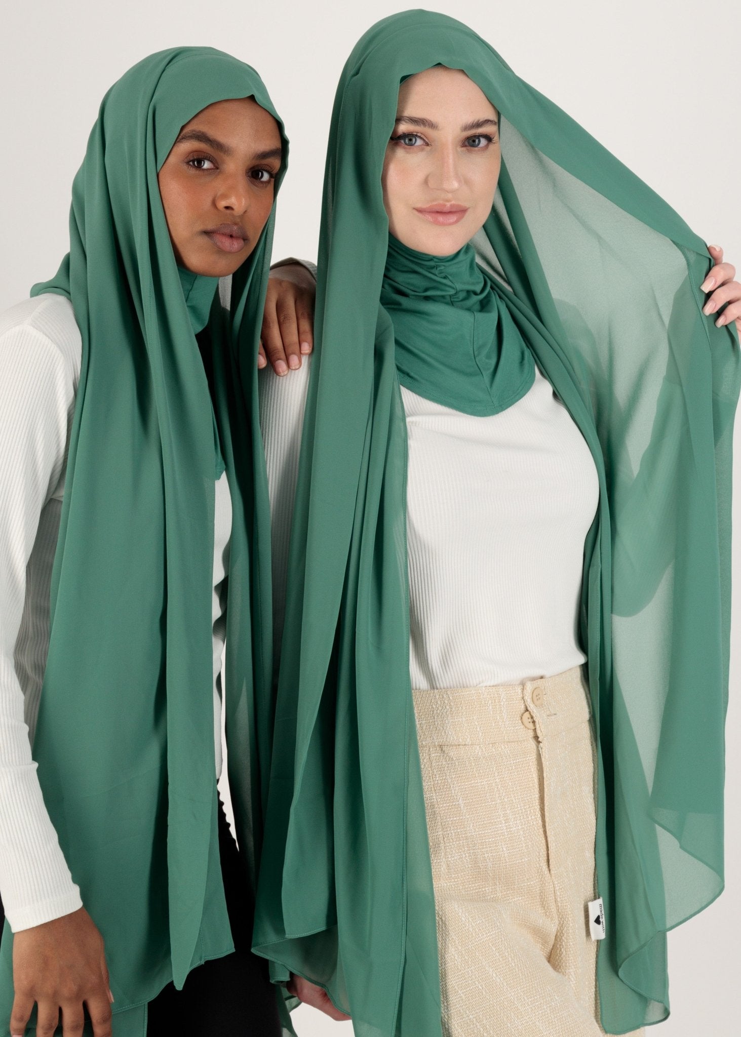 Chiffon Hijab With Stitched full Neck Cotton Undercap | Instant Hijab | Green - MOLLTE