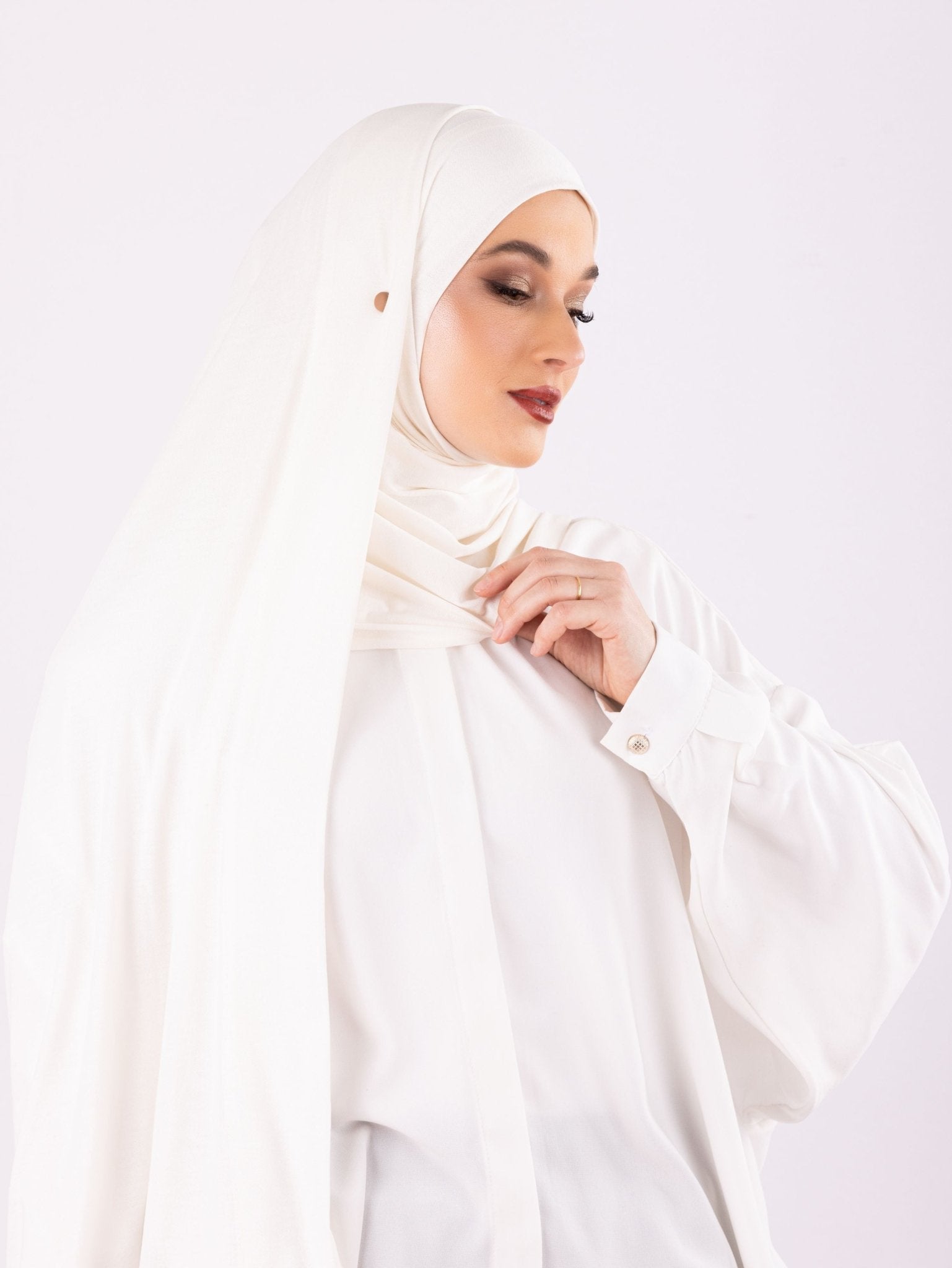 Easy To Wear Design | Moltte Signature Cotton | Off White - MOLTTE