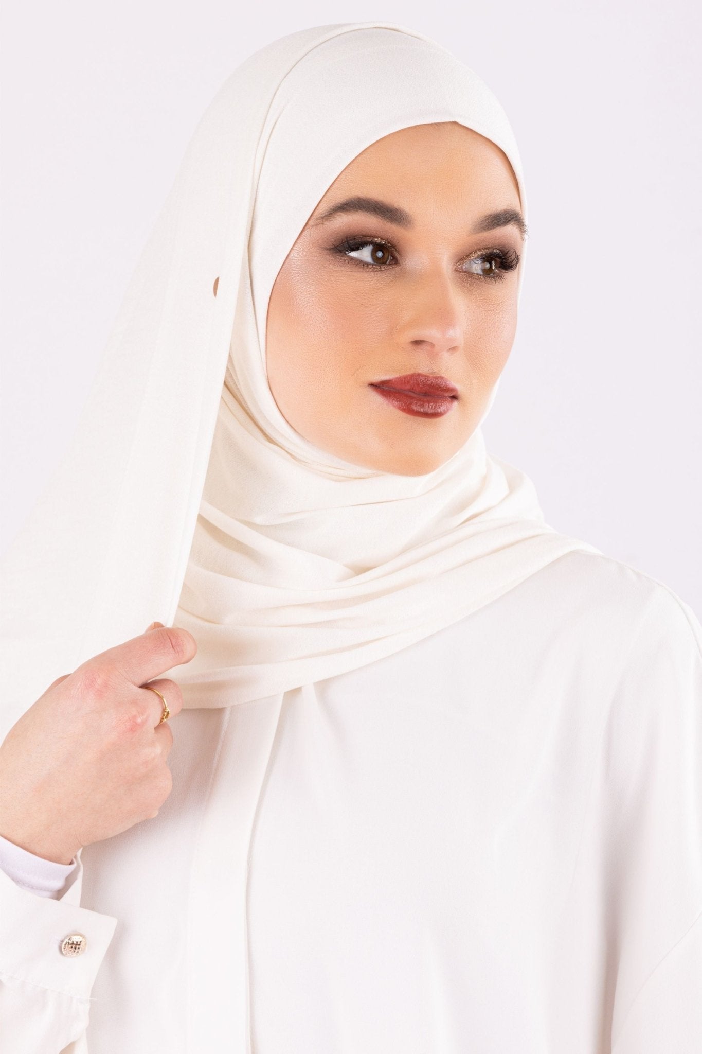 Easy To Wear Design | Moltte Signature Cotton | Off White - MOLTTE