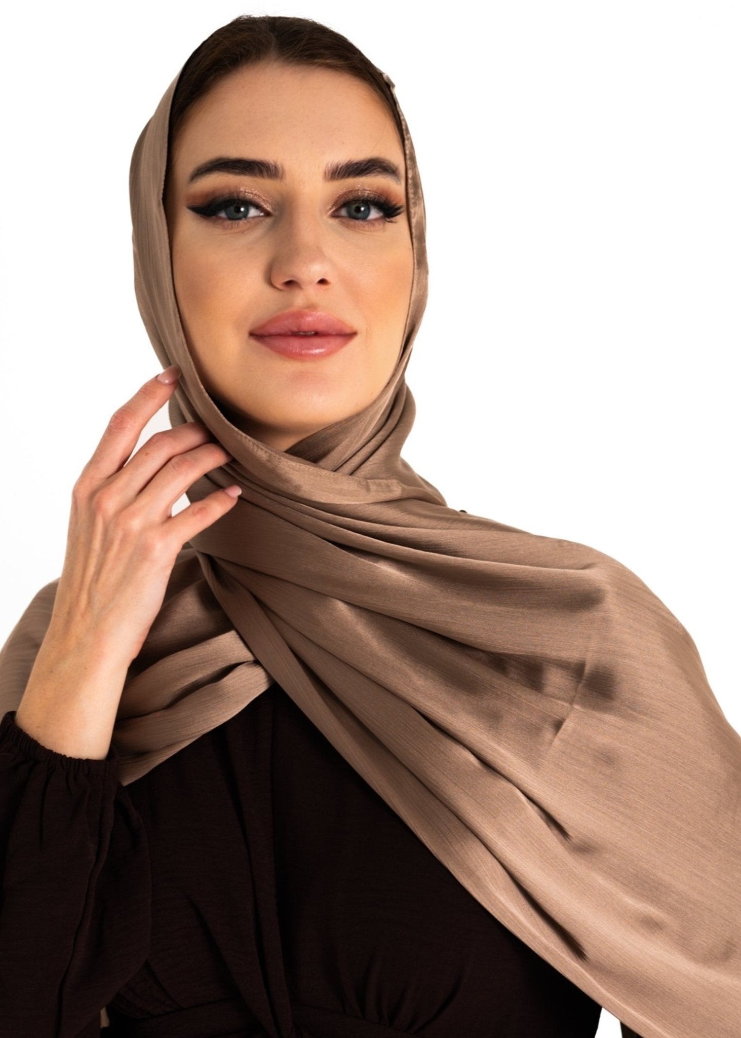 Premuim Crinkle Satin Hijab | Brown - MOLLTE