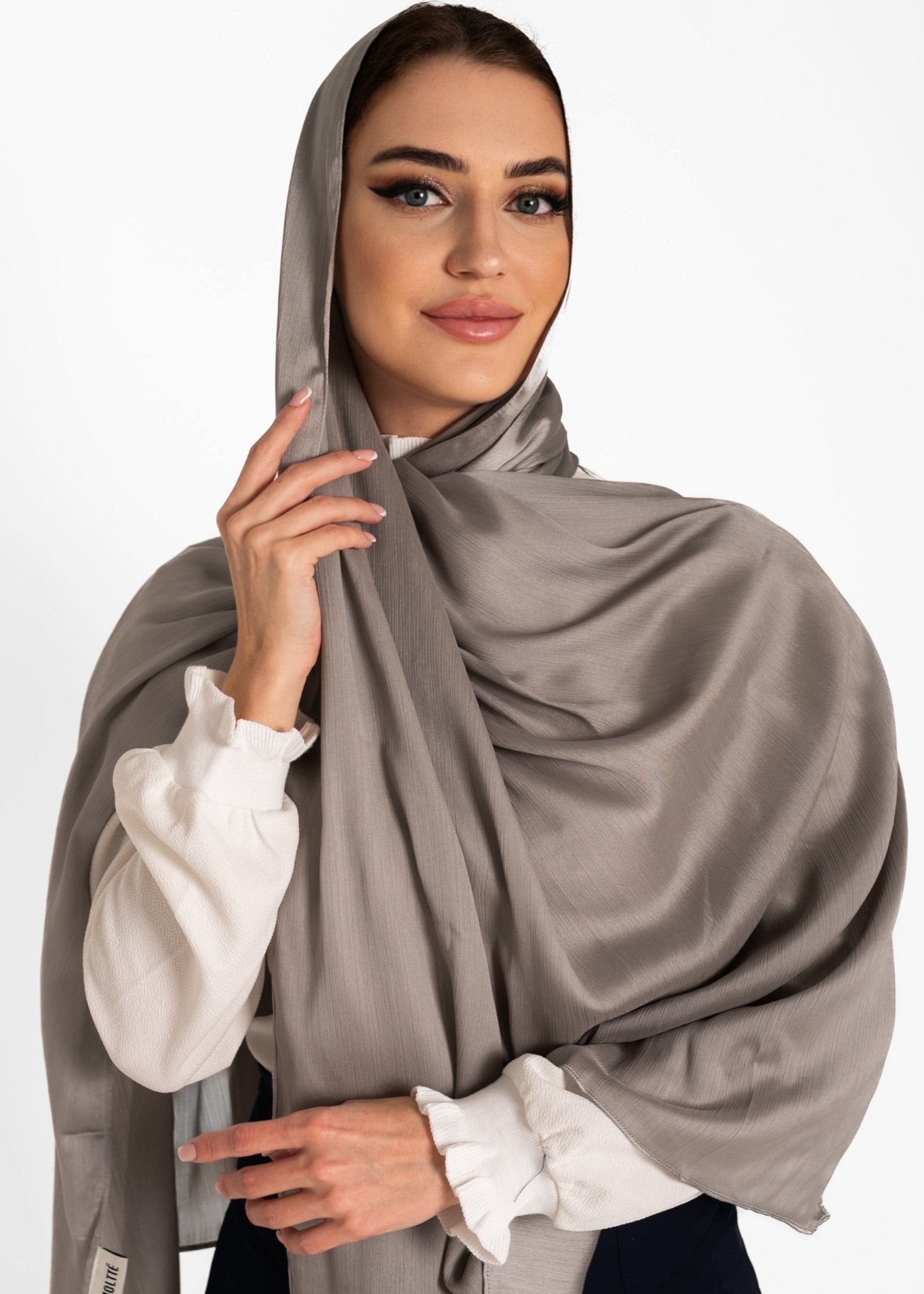 Premuim Crinkle Satin Hijab | Metalic Grey - MOLLTE