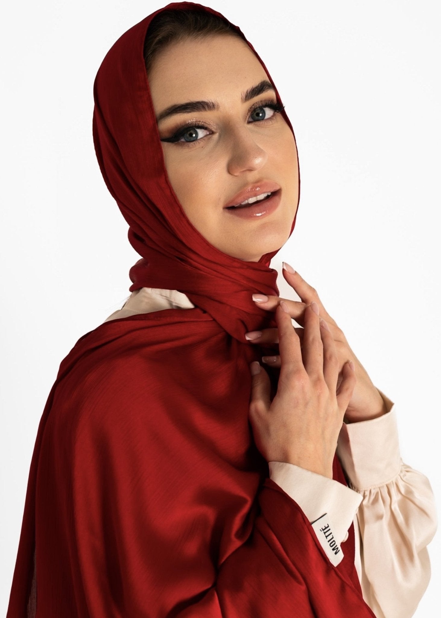 Premuim Crinkle Satin Hijab | Ruby Red - MOLLTE