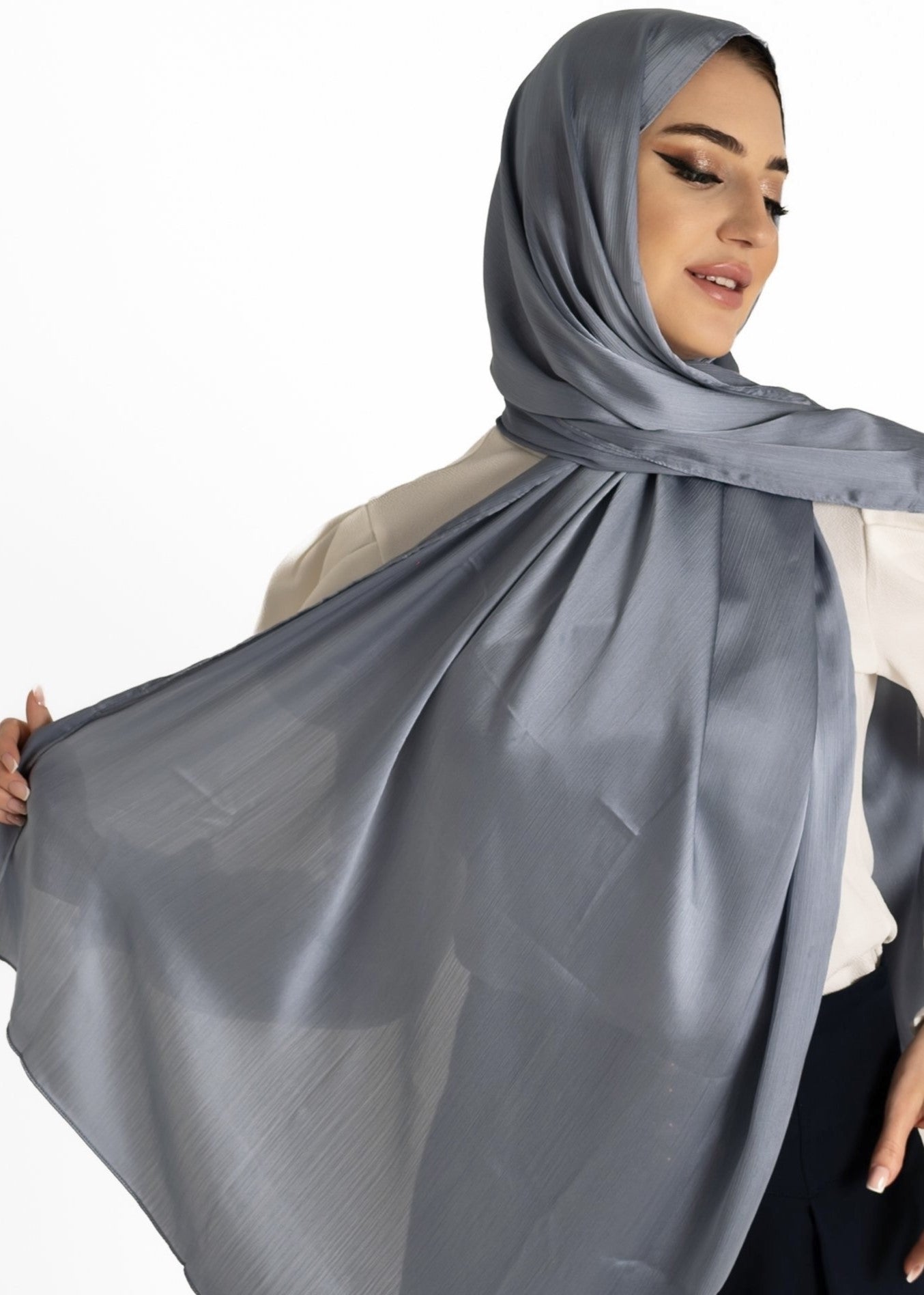 Premuim Crinkle Satin Hijab | Taupe - MOLLTE